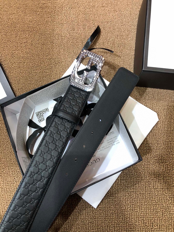 スーパーコピーグッチベルト側面デザイン